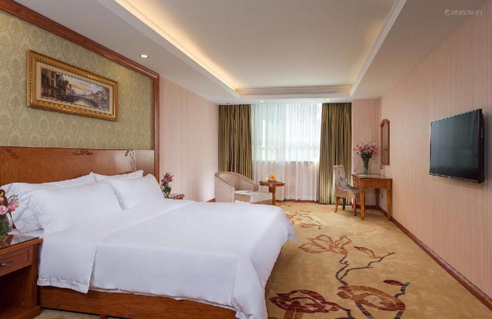 Vienna Hotel Huizhou Chenjiang Avenue Eksteriør bilde